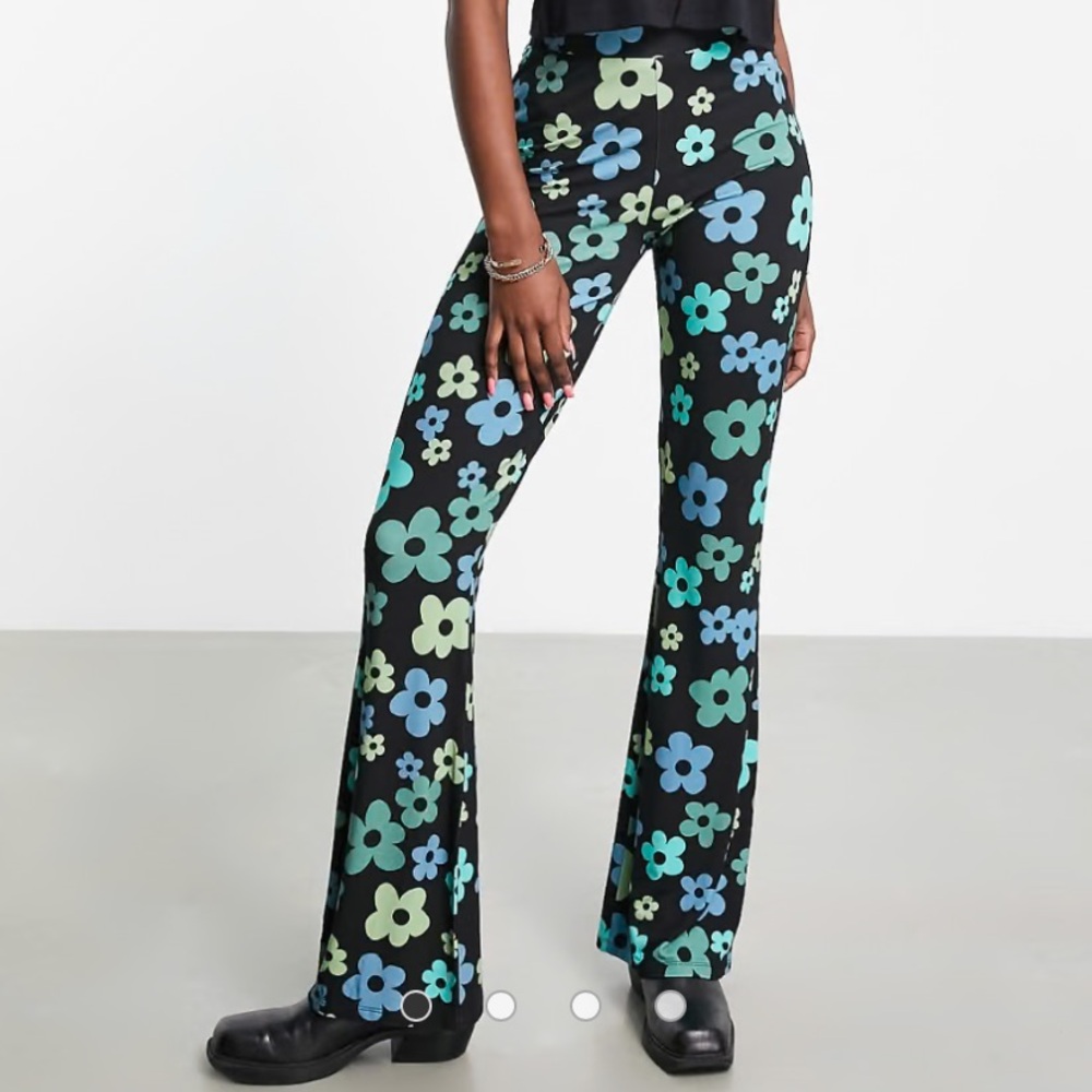 ASOS Kick Flare Floral Flower Pants Flares Leggings